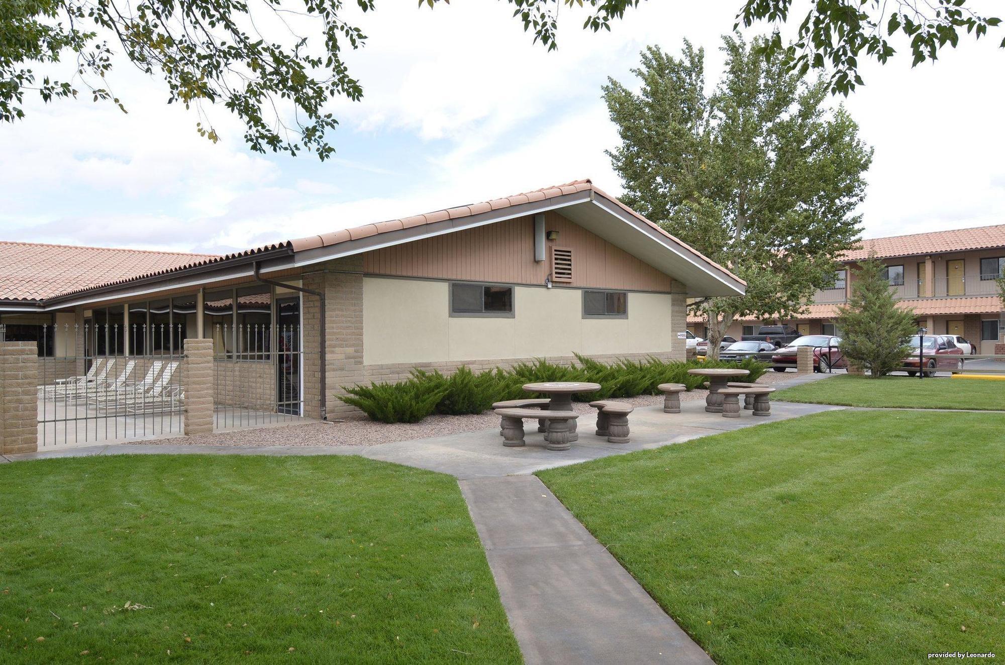 Best Western Canyon De Chelly Inn Chinle Exterior photo
